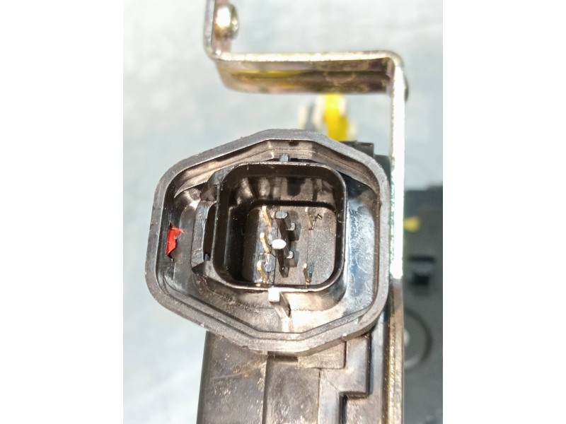 Recambio de motor cierre centralizado trasero izquierdo para kia rio 1.5 crdi referencia OEM IAM   4P