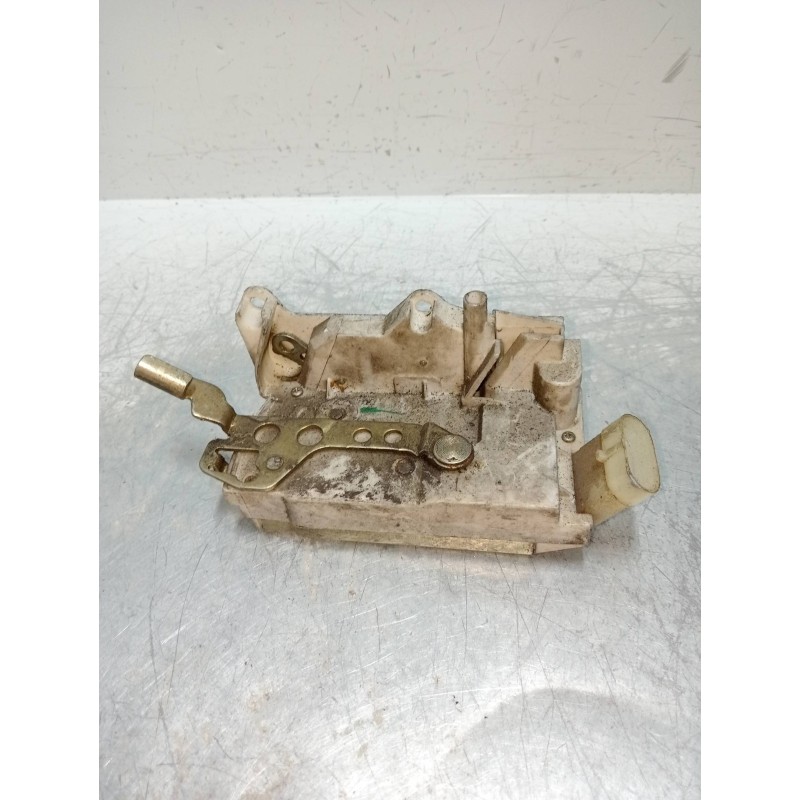 Recambio de motor cierre centralizado trasero derecho para lancia delta 1.9 turbodiesel cat referencia OEM IAM   5P