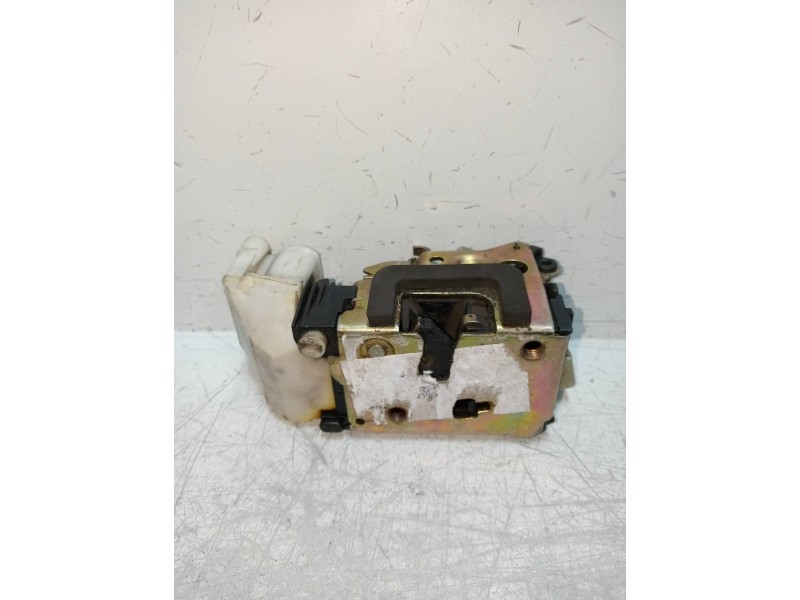 Recambio de motor cierre centralizado trasero derecho para lancia lybra berlina 1.9 jtd cat referencia OEM IAM   4P