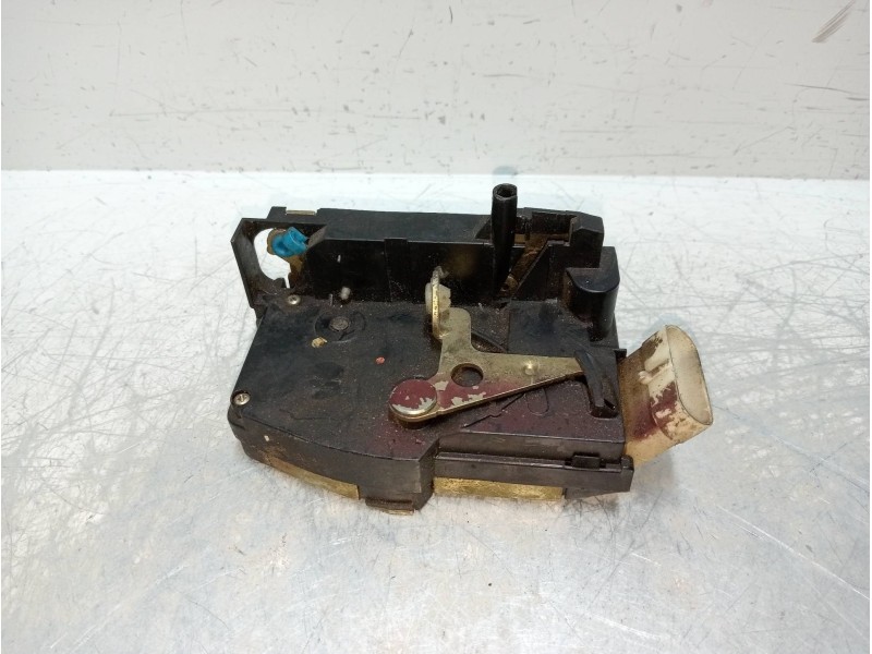 Recambio de motor cierre centralizado trasero derecho para lancia kappa berlina 2.0 20v cat referencia OEM IAM   4P