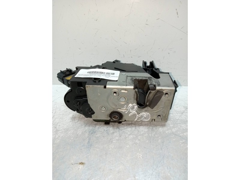 Recambio de motor cierre centralizado delantero derecho para lancia musa (184) 1.9 jtd cat referencia OEM IAM 51708420  5P