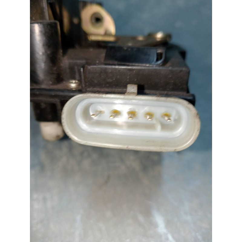 Recambio de motor cierre centralizado trasero izquierdo para lancia kappa berlina 2.0 20v cat referencia OEM IAM   4P