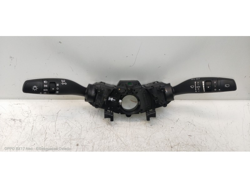 Recambio de mando luces para kia rio (yb) 1.2 cat referencia OEM IAM 93404D4962  
