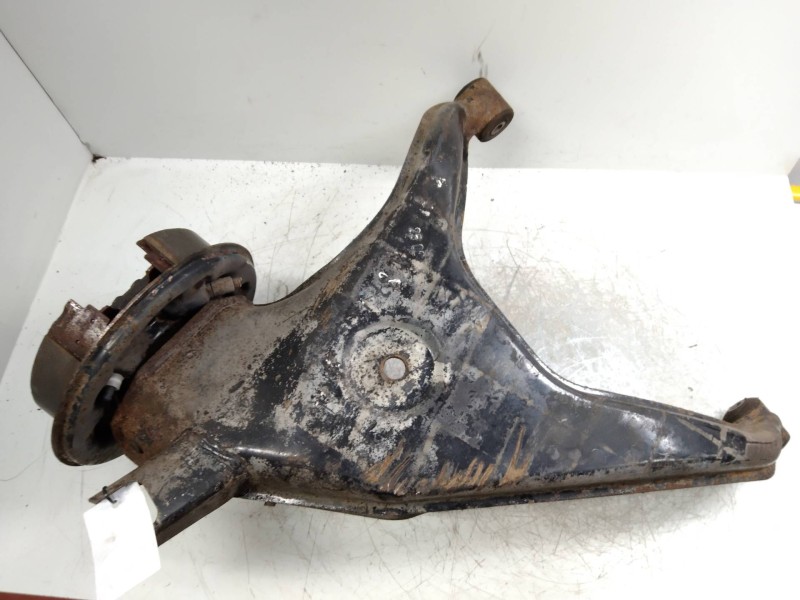 Recambio de mangueta trasera derecha para ford sierra berlina 1.8 referencia OEM IAM   