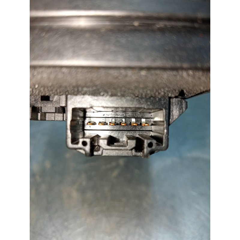 Recambio de motor cierre centralizado delantero izquierdo para mazda 2 berlina (dy) 1.4 diesel cat referencia OEM IAM  5P 5P