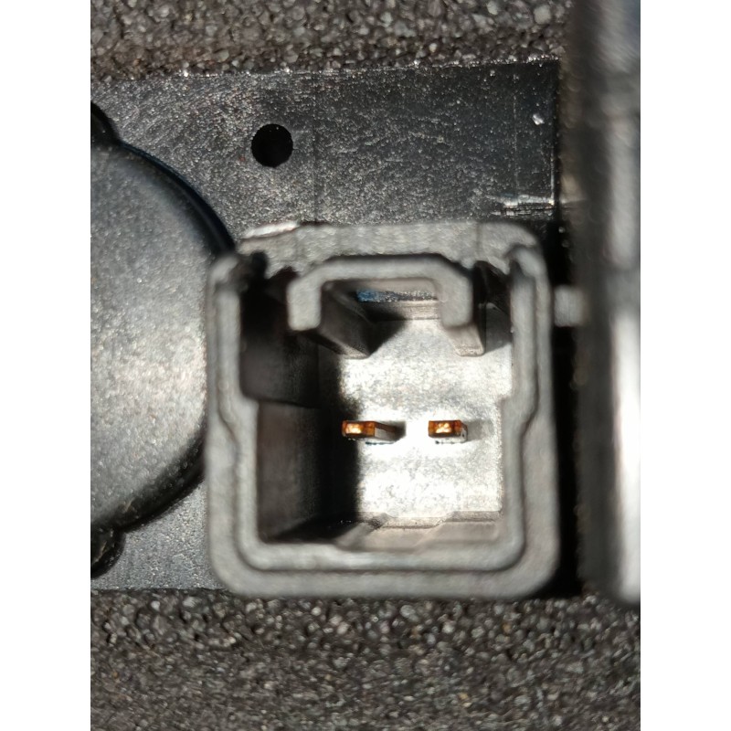 Recambio de motor cierre centralizado delantero izquierdo para mazda 2 berlina (dy) 1.4 diesel cat referencia OEM IAM  5P 5P