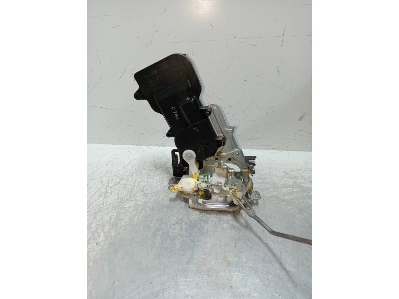 Recambio de motor cierre centralizado delantero izquierdo para mazda 2 berlina (dy) 1.4 diesel cat referencia OEM IAM  5P 5P