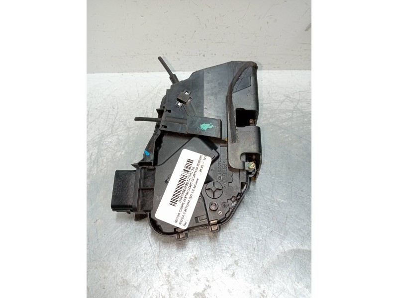 Recambio de motor cierre centralizado delantero derecho para mazda 3 berlina (bk) 2.0 sportive referencia OEM IAM 240015103 5P 5