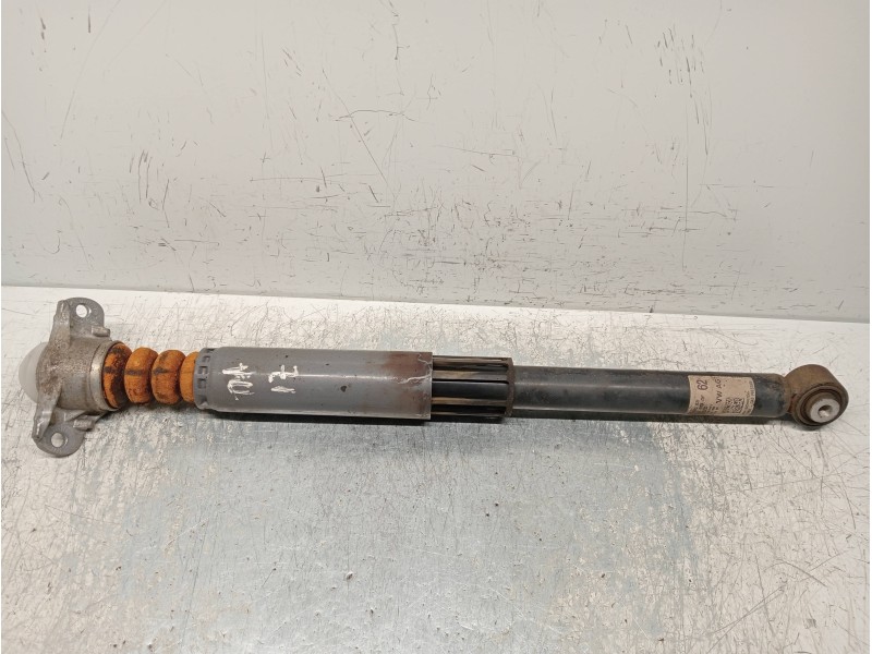 Recambio de amortiguador trasero izquierdo para audi a3 sedán(8vs) attraction referencia OEM IAM 5Q0512013DF 804901002821 