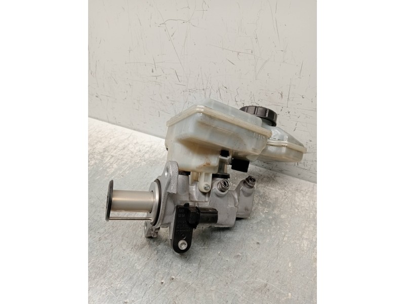 Recambio de bomba freno para audi a3 sedán(8vs) attraction referencia OEM IAM 5Q1611301  