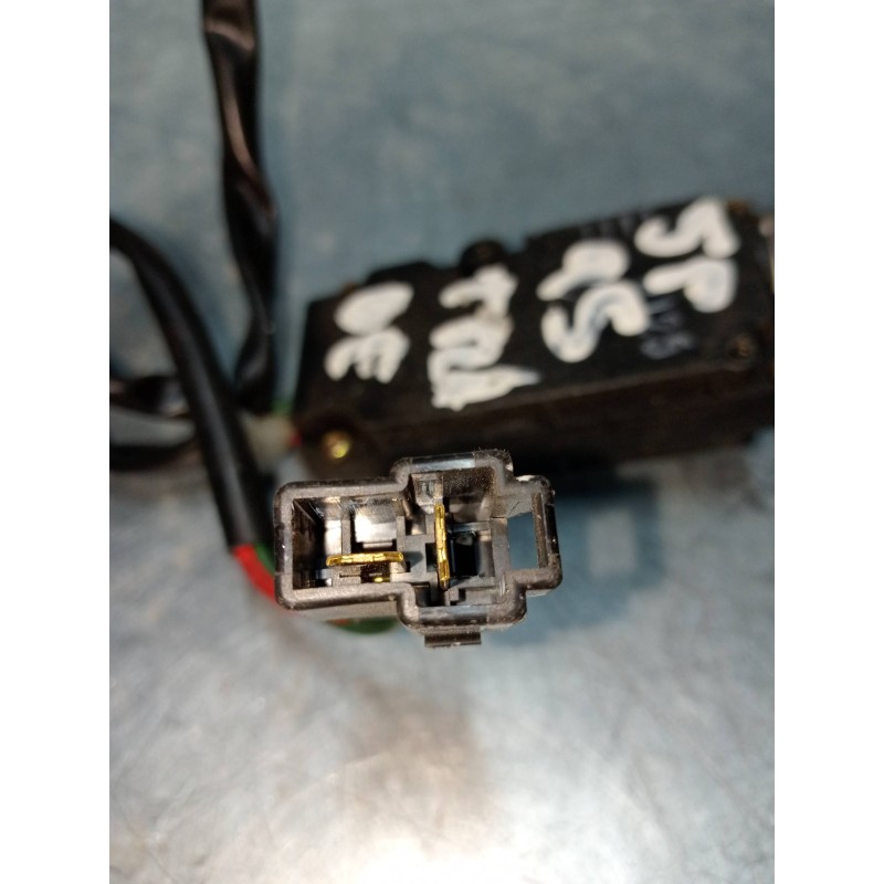 Recambio de motor cierre centralizado delantero derecho para mazda 323 berlina c/f/s (ba) referencia OEM IAM   5P Recambio de motor cierre centralizado delantero derecho para mazda 323 berlina c/f/s (ba) referencia OEM IAM   5P