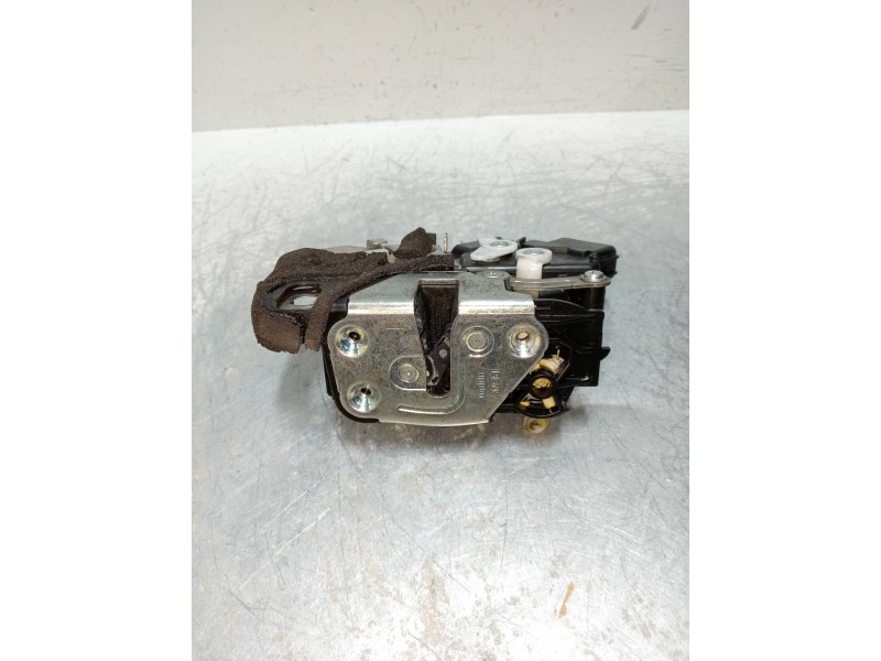 Recambio de motor cierre centralizado delantero izquierdo para mazda 5 berl. (cr) 2.0 turbodiesel cat referencia OEM IAM   5P