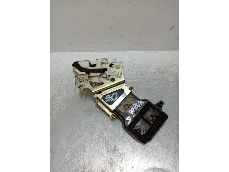 Recambio de motor cierre centralizado trasero derecho para mazda 6 berlina (gg) referencia OEM IAM   4P