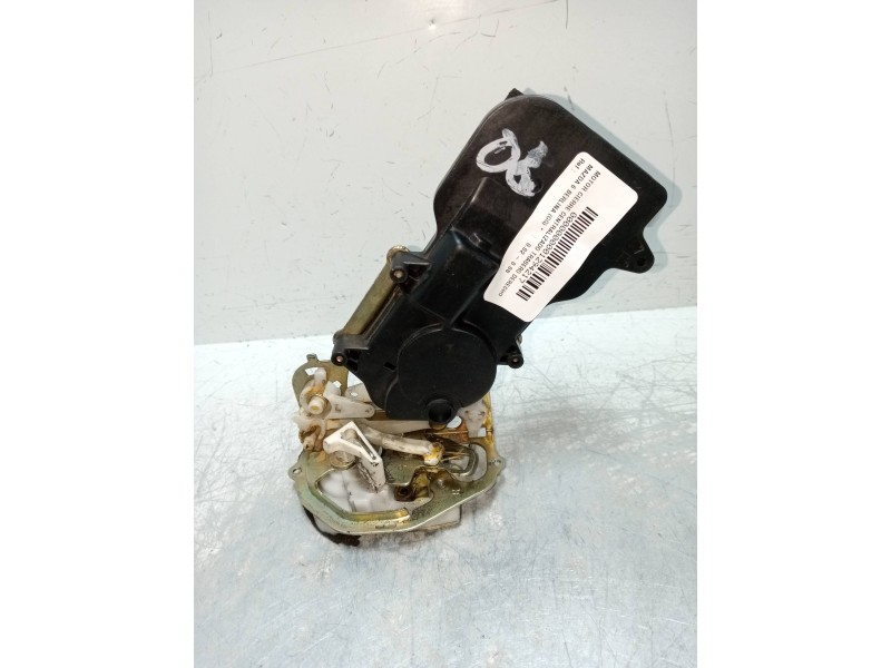 Recambio de motor cierre centralizado trasero derecho para mazda 6 berlina (gg) referencia OEM IAM   4P