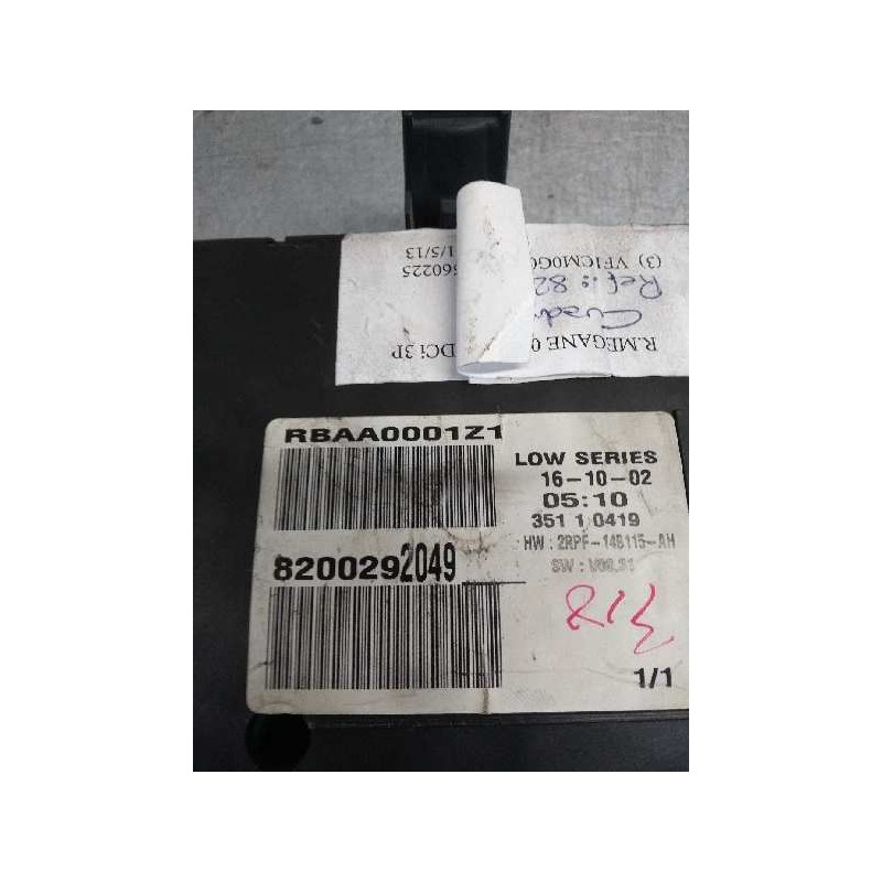 Recambio de cuadro instrumentos para renault megane ii classic berlina 1.9 dci diesel referencia OEM IAM 8200292049  