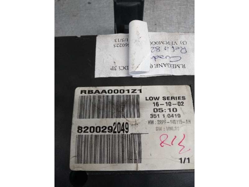 Recambio de cuadro instrumentos para renault megane ii classic berlina 1.9 dci diesel referencia OEM IAM 8200292049  