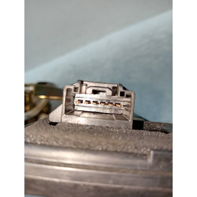 Recambio de motor cierre centralizado trasero izquierdo para mazda 6 berlina (gg) 2.0 diesel cat referencia OEM IAM   