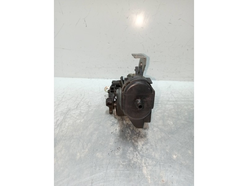 Recambio de motor cierre centralizado trasero derecho para mercedes clase a (w168) 140 (168.031) referencia OEM IAM   5P