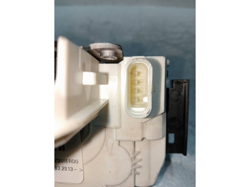 Recambio de motor cierre centralizado trasero izquierdo para mercedes clase cla (w117) referencia OEM IAM A0997305500  5P