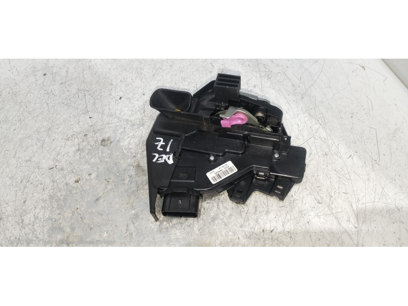 Recambio de motor cierre centralizado delantero izquierdo para kia rio (yb) 1.2 cat referencia OEM IAM 81310H8040  