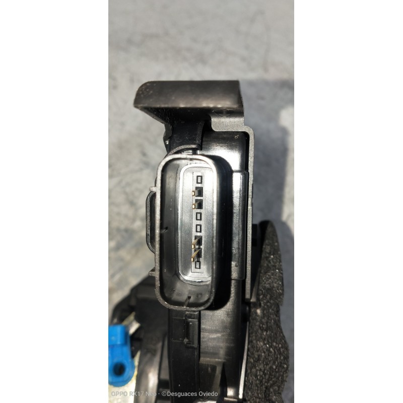 Recambio de motor cierre centralizado trasero derecho para kia rio (yb) 1.2 cat referencia OEM IAM 81420H8010  