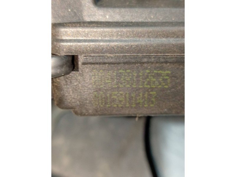 Recambio de motor cierre centralizado delantero derecho para mercedes clase cls (w219) 3.0 cdi cat referencia OEM IAM 0041381126