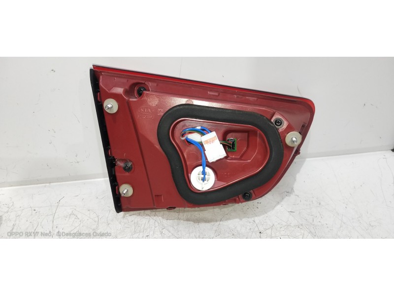 Recambio de piloto trasero derecho interior para kia rio (yb) 1.2 cat referencia OEM IAM 92404H8  