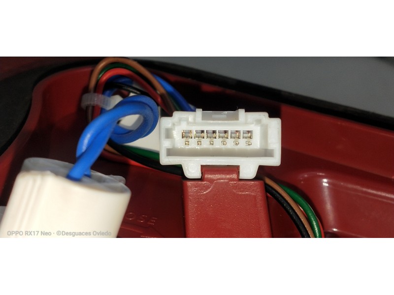 Recambio de piloto trasero derecho interior para kia rio (yb) 1.2 cat referencia OEM IAM 92404H8  