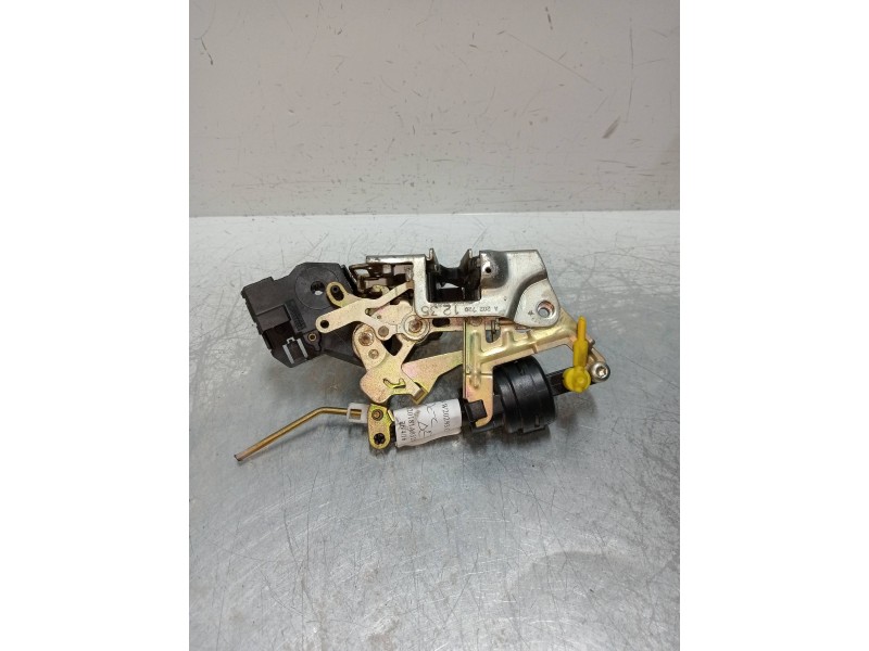 Recambio de motor cierre centralizado delantero derecho para mercedes clase c (w202) berlina 1.8 16v cat referencia OEM IAM A202