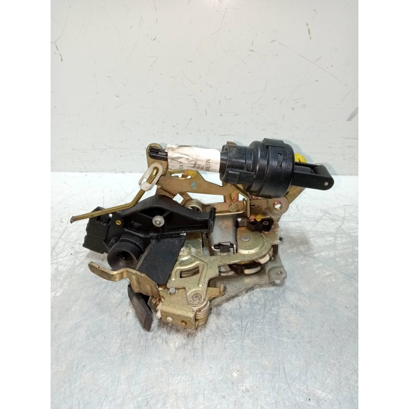 Recambio de motor cierre centralizado delantero derecho para mercedes clase c (w202) berlina 1.8 16v cat referencia OEM IAM A202 Recambio de motor cierre centralizado delantero derecho para mercedes clase c (w202) berlina 1.8 16v cat referencia OEM IAM A202