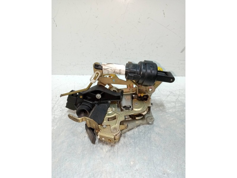 Recambio de motor cierre centralizado delantero derecho para mercedes clase c (w202) berlina 1.8 16v cat referencia OEM IAM A202 Recambio de motor cierre centralizado delantero derecho para mercedes clase c (w202) berlina 1.8 16v cat referencia OEM IAM A202