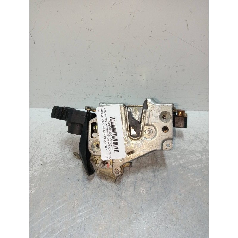 Recambio de motor cierre centralizado delantero izquierdo para mercedes clase c (w202) berlina referencia OEM IAM A2027201335  4