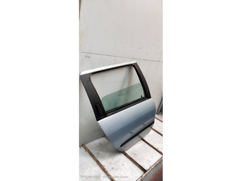 Recambio de puerta trasera derecha para peugeot 206 sw x-line referencia OEM IAM   