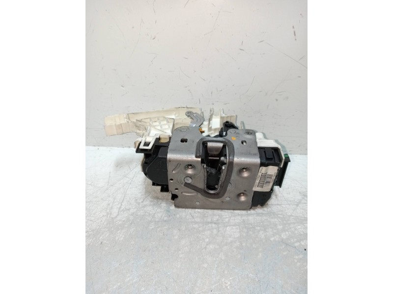 Recambio de motor cierre centralizado delantero derecho para mercedes clase e (w212) familiar referencia OEM IAM A0997200435  5P