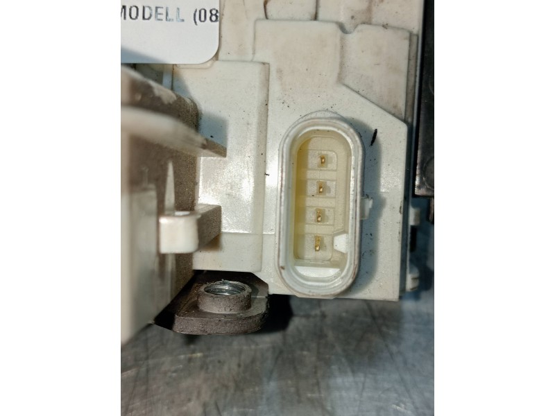 Recambio de motor cierre centralizado delantero derecho para mercedes clase e (w212) familiar referencia OEM IAM A0997200435  5P