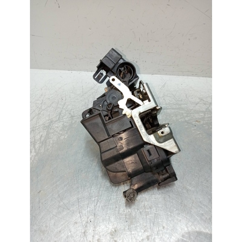 Recambio de motor cierre centralizado delantero derecho para mercedes clase e (w210) berlina 240 (210.061) referencia OEM IAM 20