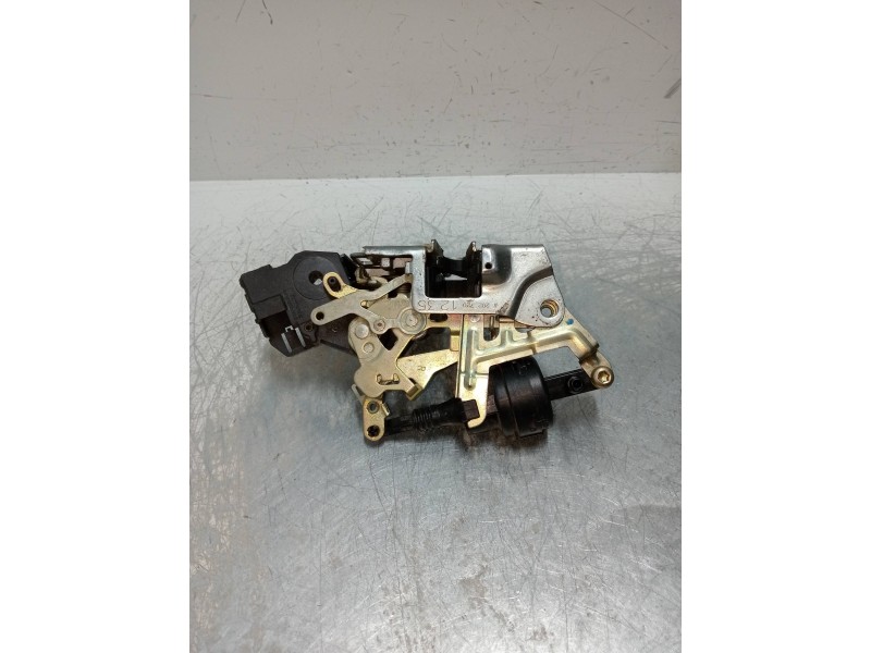 Recambio de motor cierre centralizado delantero derecho para mercedes clase e (w210) berlina referencia OEM IAM A2027201235  4P