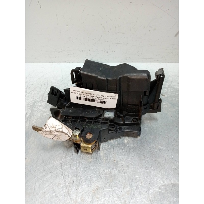 Recambio de motor cierre centralizado delantero derecho para mercedes clase e (w210) berlina 240 (210.061) referencia OEM IAM 20
