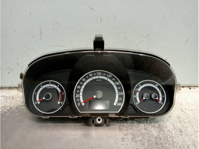 Recambio de cuadro instrumentos para kia cee´d emotion referencia OEM IAM 940241H151 L150 10E07709