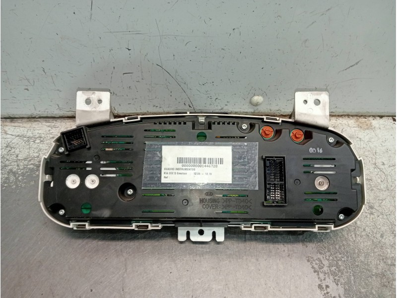 Recambio de cuadro instrumentos para kia cee´d emotion referencia OEM IAM 940241H151 L150 10E07709