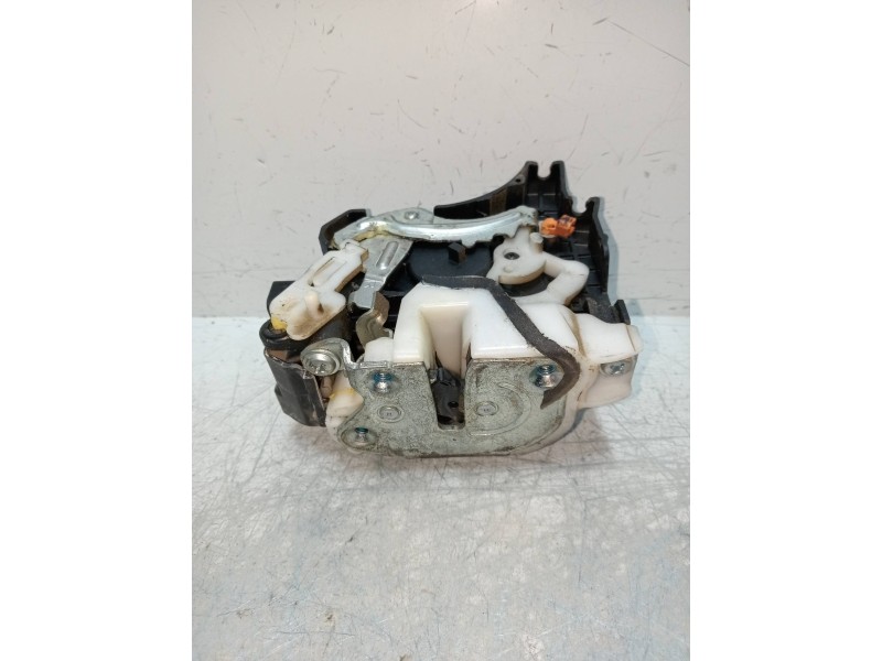 Recambio de motor cierre centralizado trasero derecho para mitsubishi outlander (cw0) 2.0 di-d cat referencia OEM IAM   5P