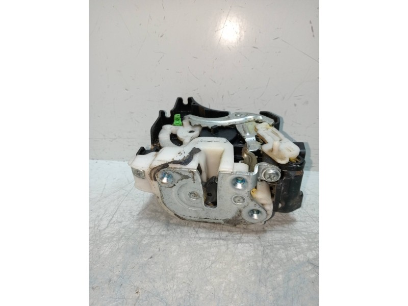 Recambio de motor cierre centralizado trasero izquierdo para mitsubishi outlander (cw0) 2.0 di-d cat referencia OEM IAM   5P