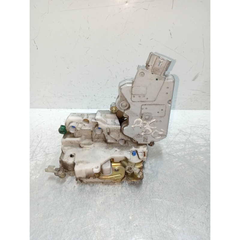 Recambio de motor cierre centralizado delantero derecho para nissan primera berlina (p11) 2.0 turbodiesel cat referencia OEM IAM Recambio de motor cierre centralizado delantero derecho para nissan primera berlina (p11) 2.0 turbodiesel cat referencia OEM IAM