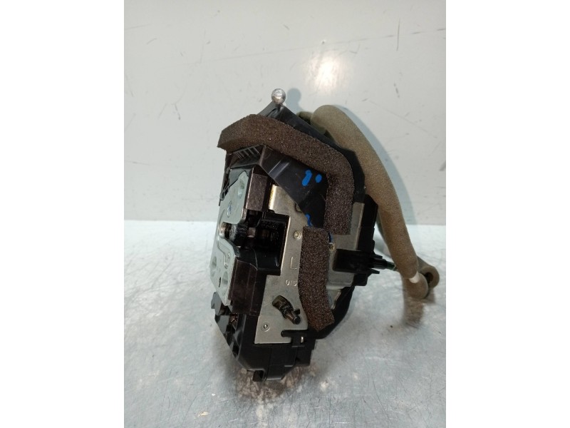 Recambio de motor cierre centralizado trasero izquierdo para nissan qashqai (j10) tekna referencia OEM IAM   5P