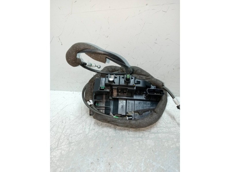 Recambio de motor cierre centralizado delantero derecho para nissan juke (f15) acenta referencia OEM IAM   5P