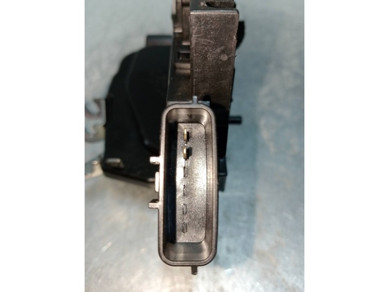Recambio de motor cierre centralizado trasero izquierdo para nissan micra (k13) acenta referencia OEM IAM   5P