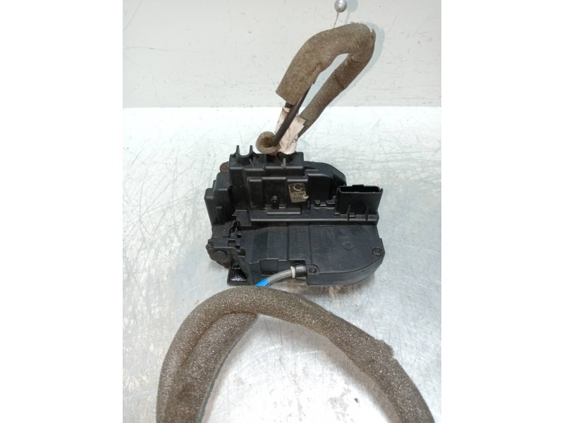 Recambio de motor cierre centralizado delantero derecho para nissan nv 200 (m20) referencia OEM IAM   5P