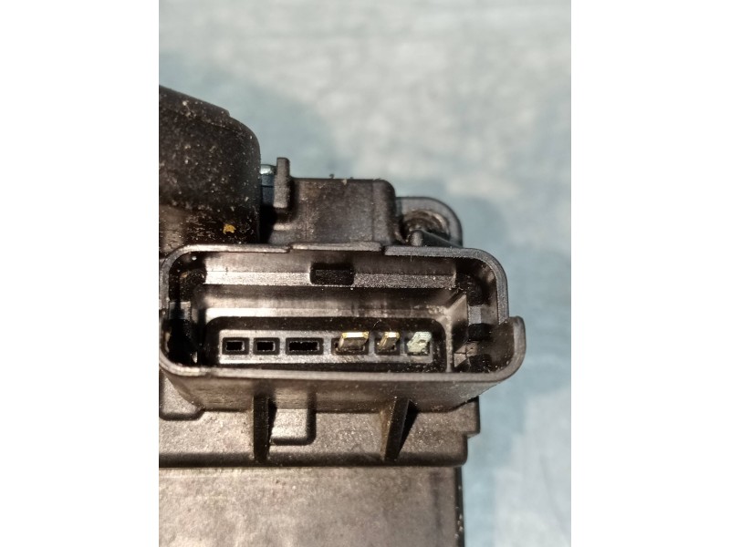 Recambio de motor cierre centralizado delantero derecho para nissan nv 200 (m20) referencia OEM IAM   5P