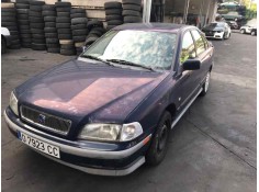 volvo s40 berlina del año 1999