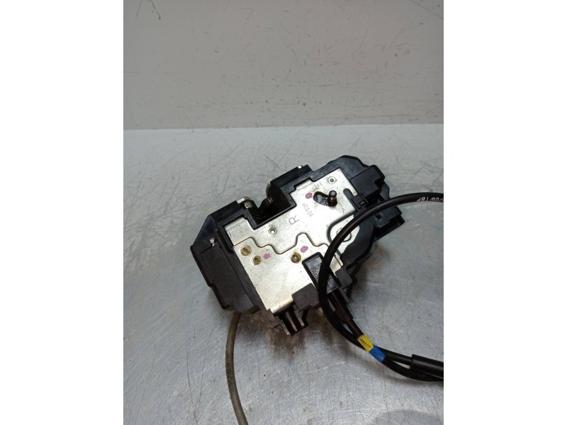 Recambio de motor cierre centralizado trasero derecho para nissan note (e11e) 1.4 cat referencia OEM IAM   5P